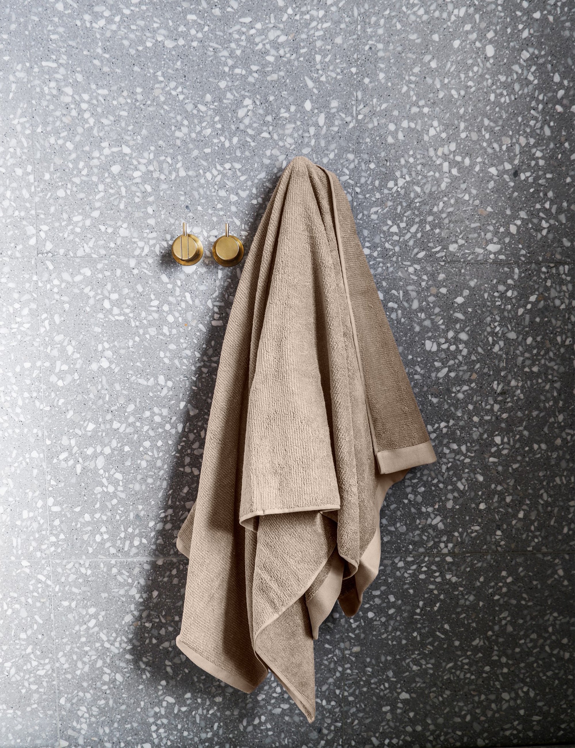 Elvang Elegance Towel 50x70 cm - Handtowels & Bathtowels Organic Cotton Grey - 97001-grey