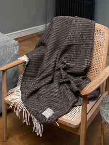Elvang Denmark Hope throw Throw Brown