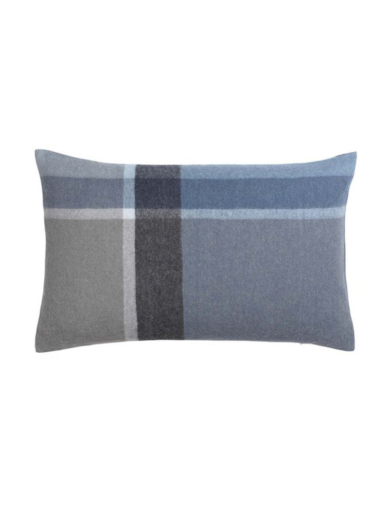Elvang Denmark Manhattan cushion cover 40x60 cm Cushion Steel blue/dusty ocean